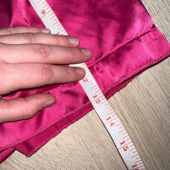 Satin Hot Pink Pajama Bridesmaid set short sleeve top and shorts Medium - Picture 12 of 12